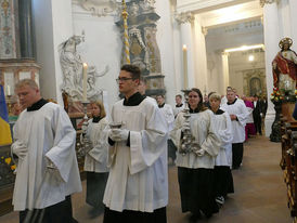 Abschlussvesper der Bischofskonferenz mit Spendung des Bonifatiussegens (Foto: Karl-Franz Thiede)